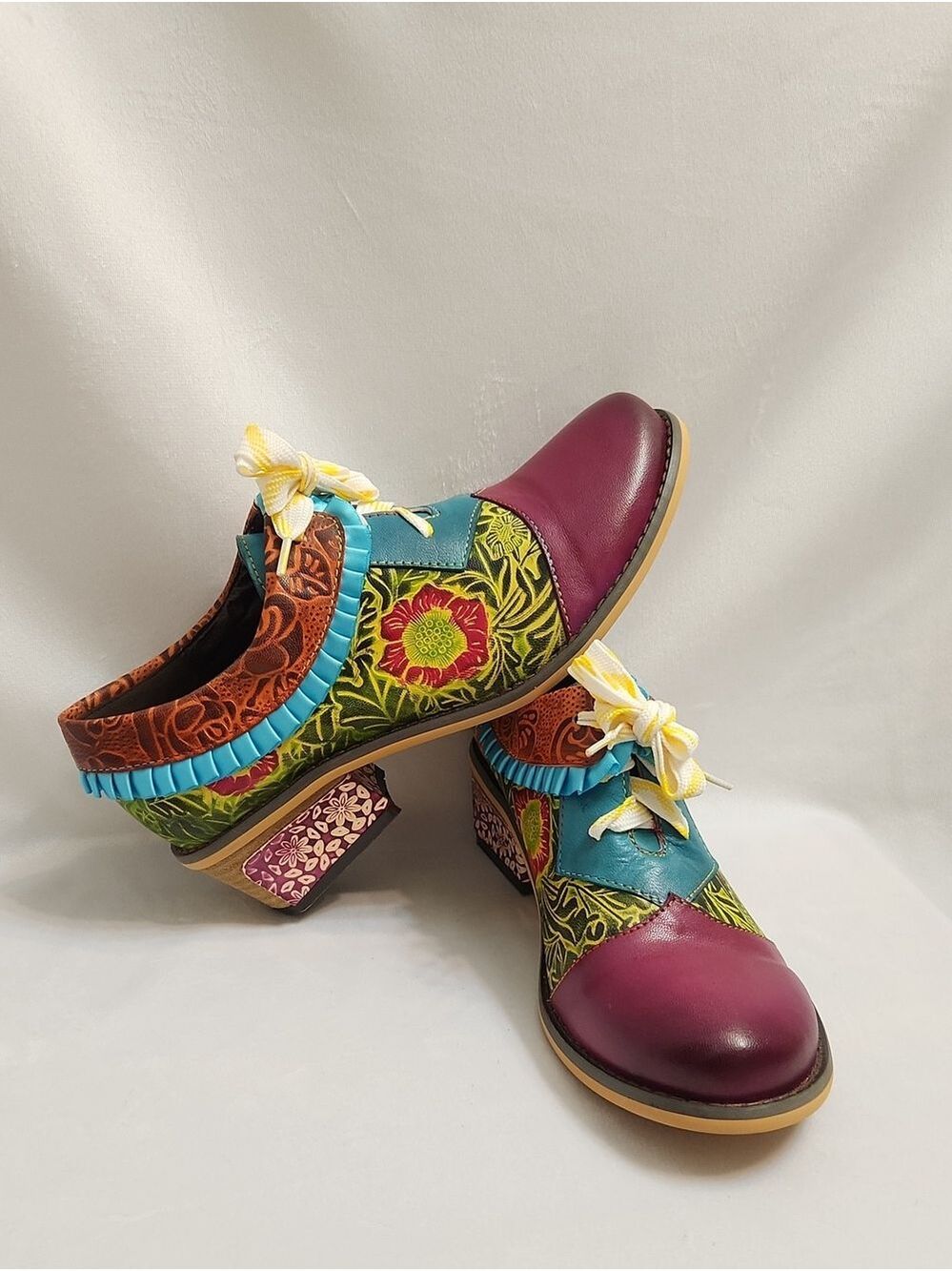 Koznoy Genuine Leather Multicolored Floral Block Heel Lace-up Shoes (Size 39)